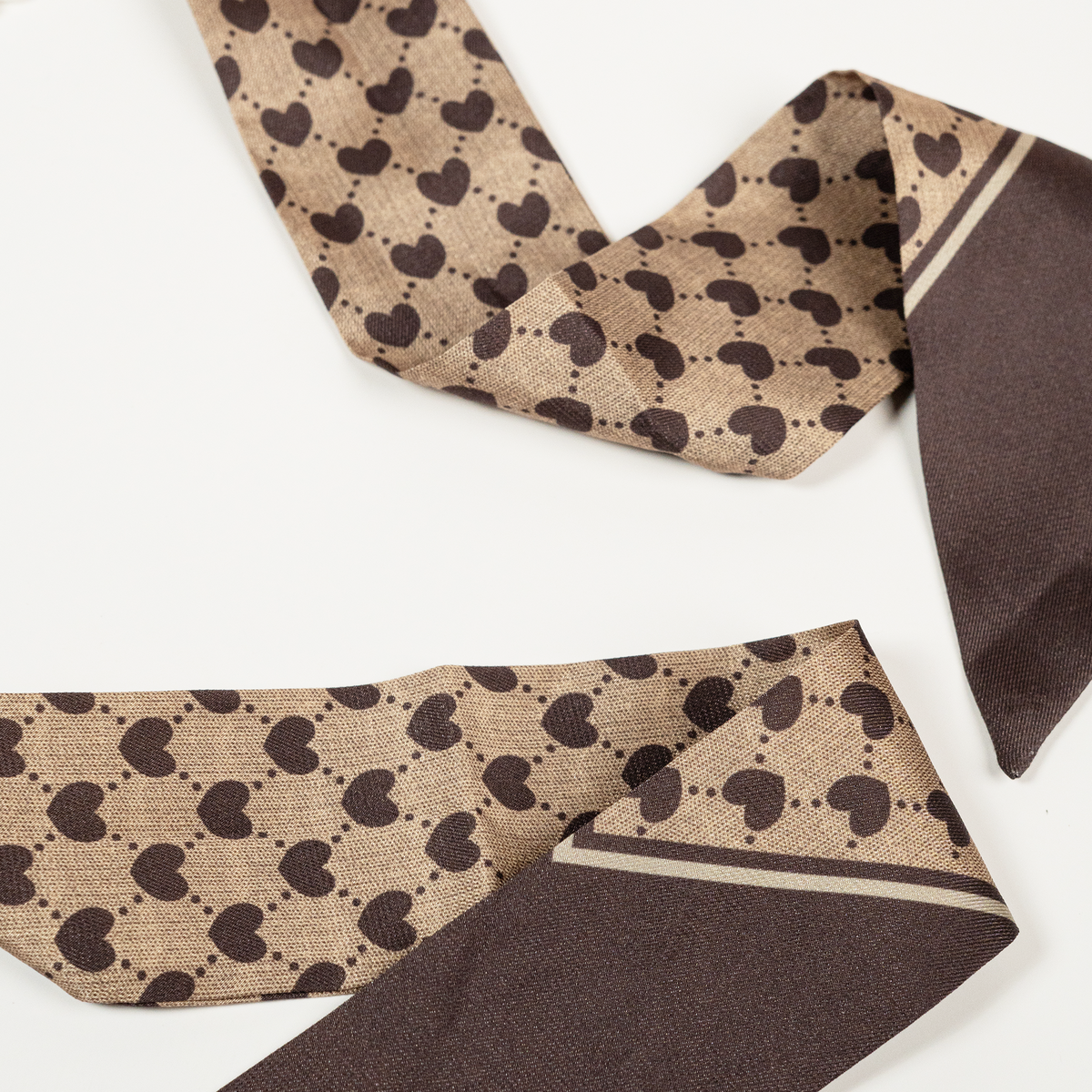 LOUVE – Sciarpa con Perle