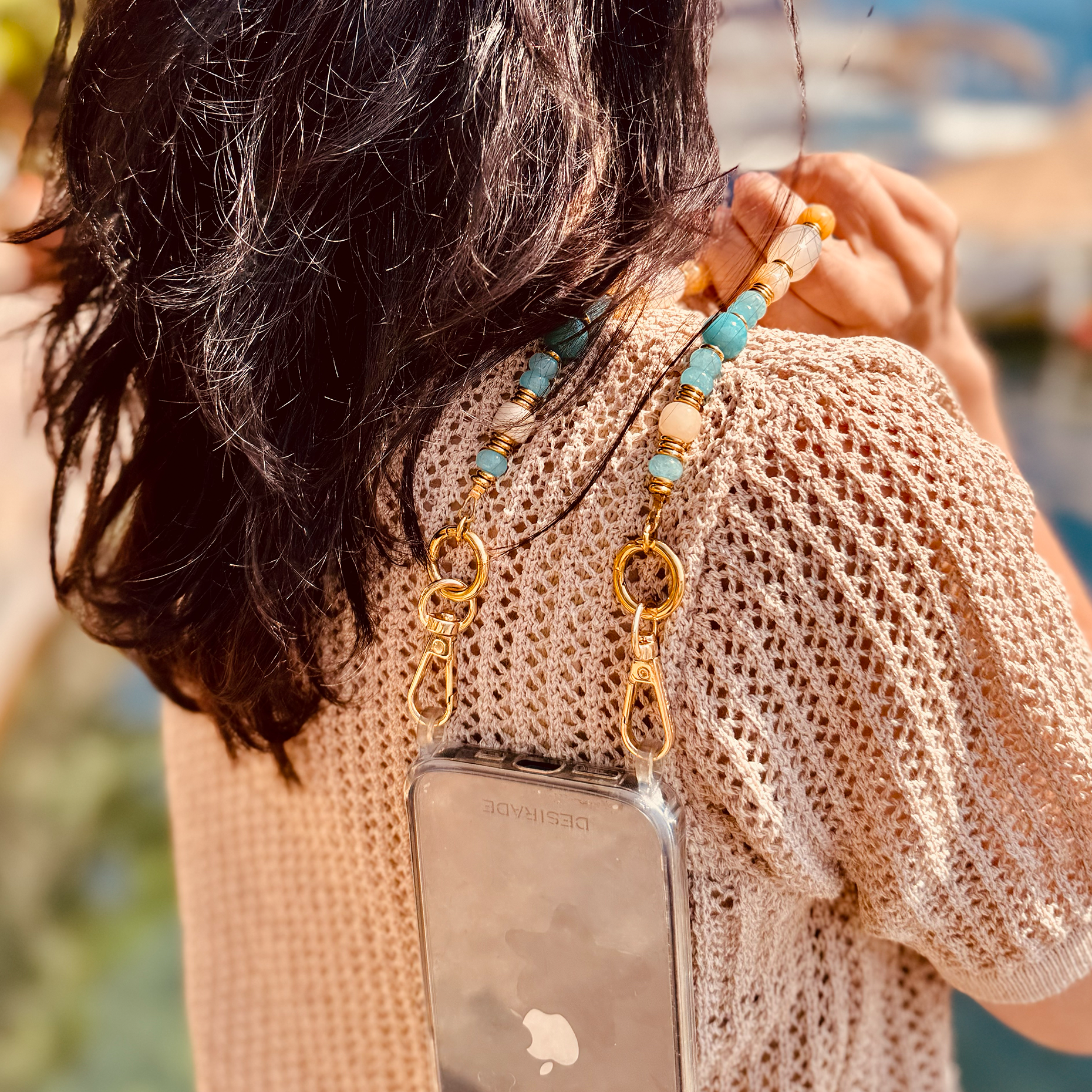 VIA AZZURA – Strap pentru telefon din pietre naturale